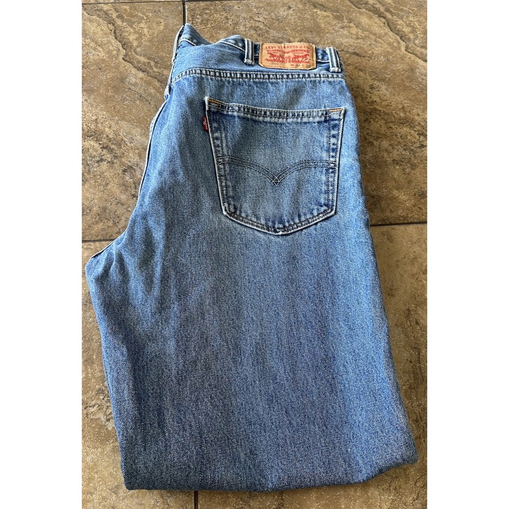 Levis Jeans Mens 38 x 32 Blue Denim 550 Fit 38X30